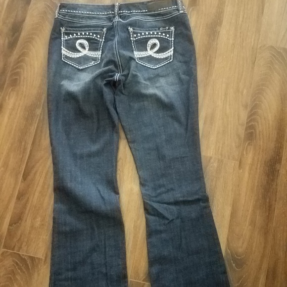 Seven7 Jeans - Picture 3 of 7